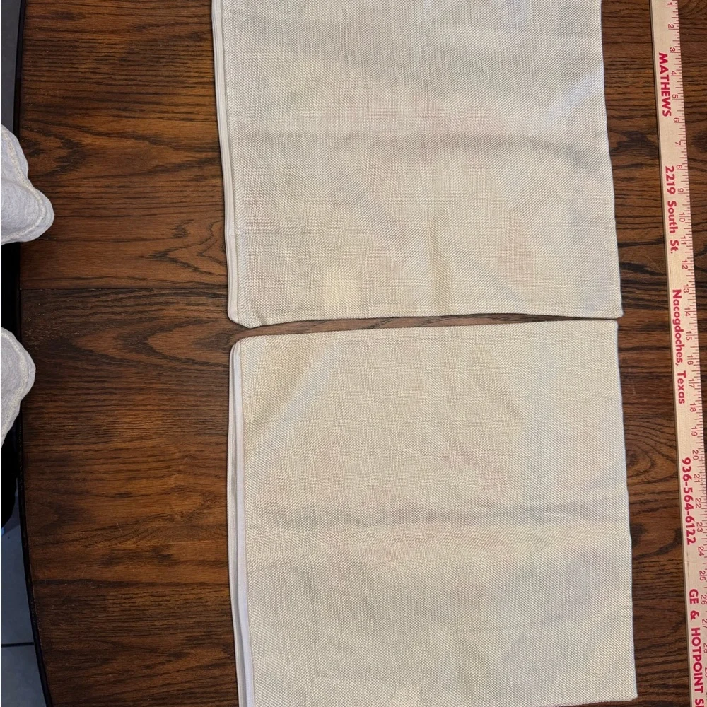 Set of 2 Christmas Pillow Covers Gingerbread Man Candy Cane Zip Polyester 16x16